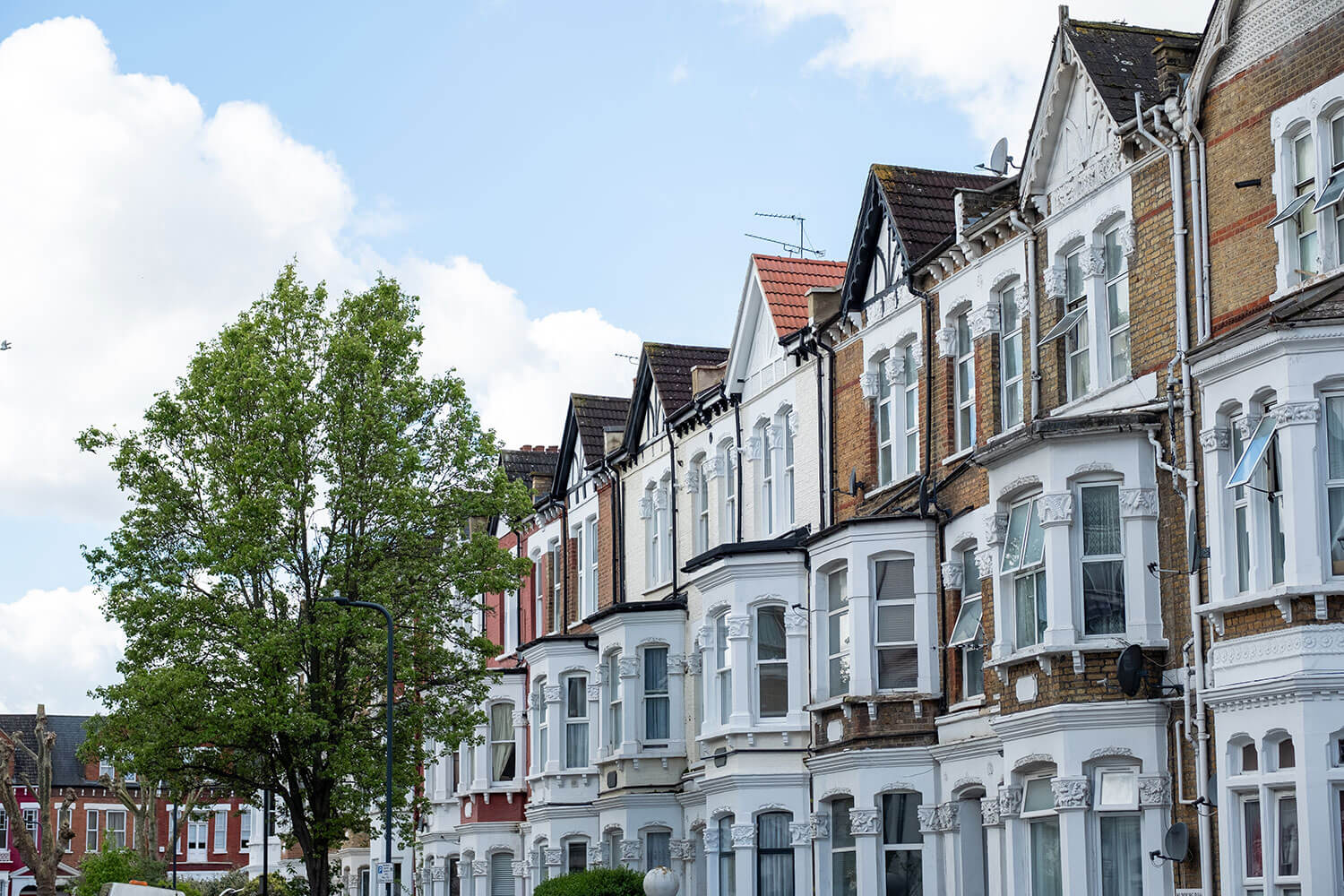 £3.25m unregulated bridging loan for funding works & legal proceedings